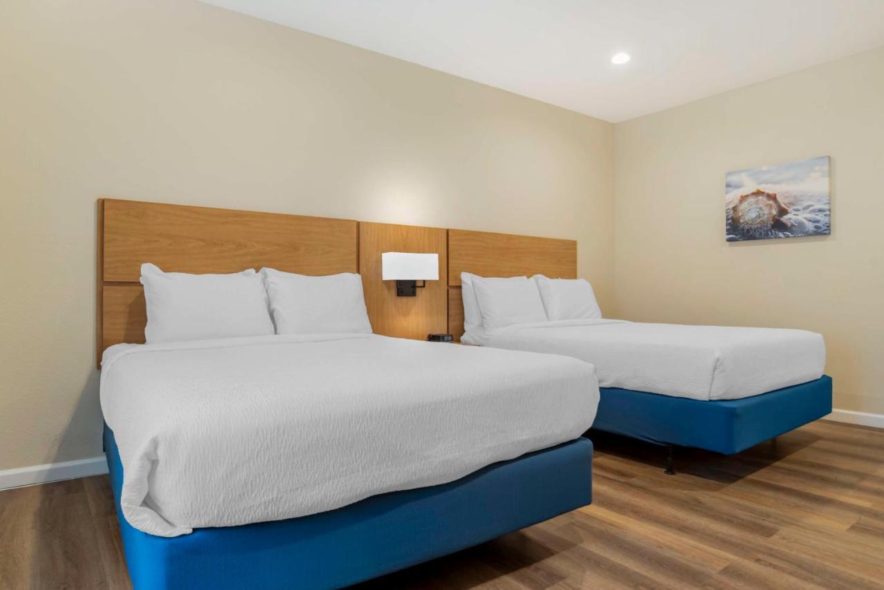 Chateau Beachfront Hotel, A By The Sea Resort Панама Сити Бийч Екстериор снимка
