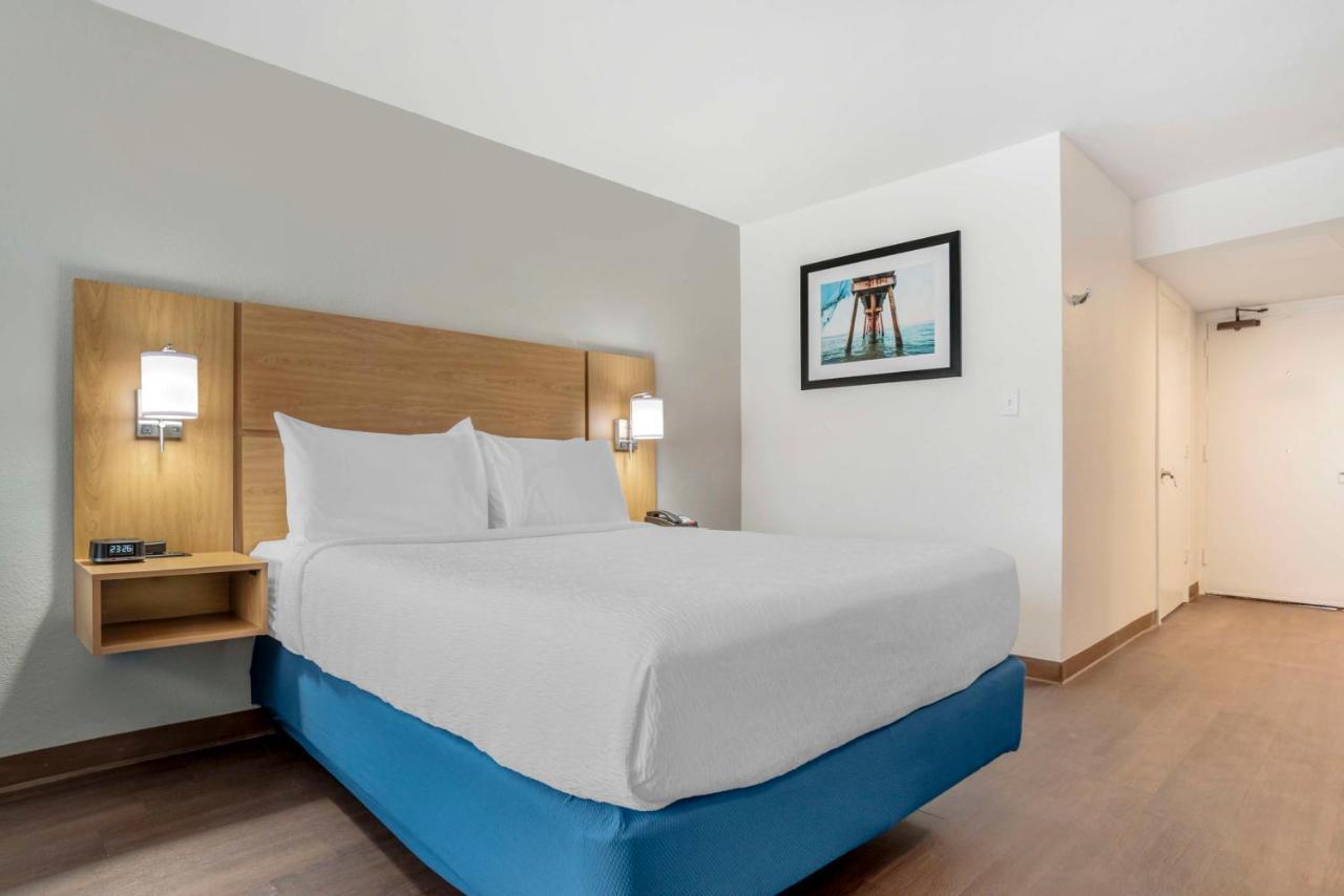 Chateau Beachfront Hotel, A By The Sea Resort Панама Сити Бийч Екстериор снимка